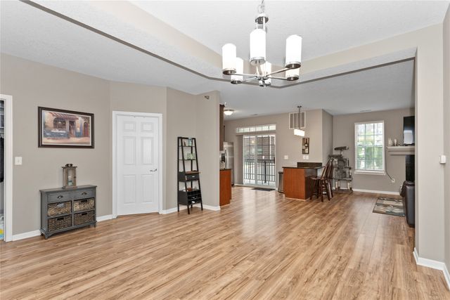 3031 Grand Avenue 116, Des Moines, IA 50312