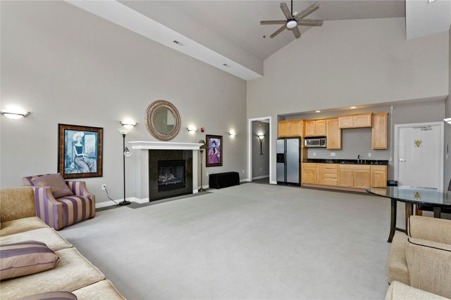 3031 Grand Avenue 116, Des Moines, IA 50312