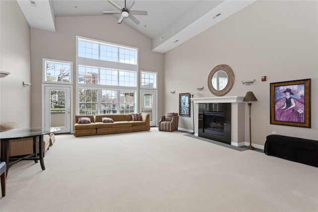 3031 Grand Avenue 116, Des Moines, IA 50312