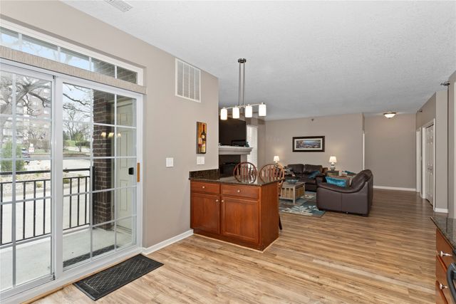 3031 Grand Avenue 116, Des Moines, IA 50312