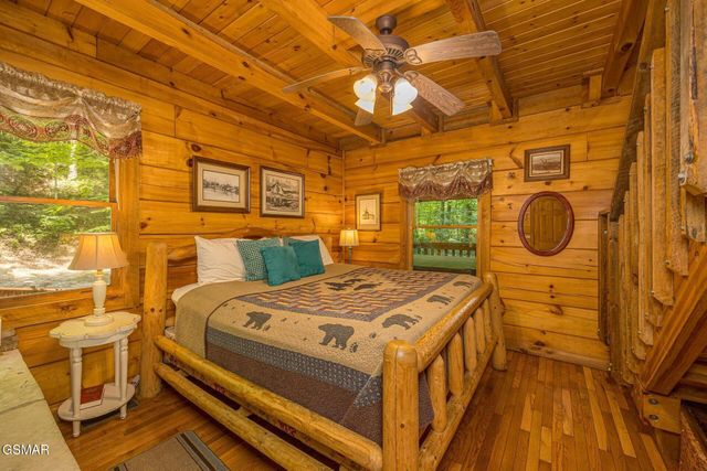 1823 Laurel Valley Way, Sevierville, TN 37862