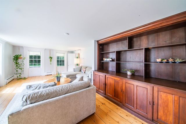 88 Sodom Road, Georgia, VT 05468