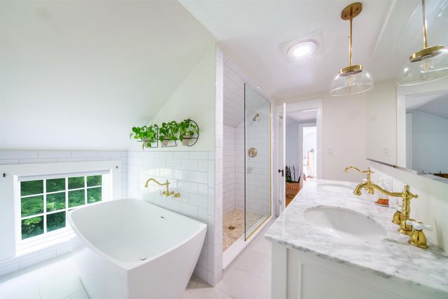 88 Sodom Road, Georgia, VT 05468