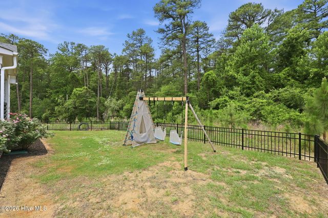 160 Falkirk Court, Carthage, NC 28327