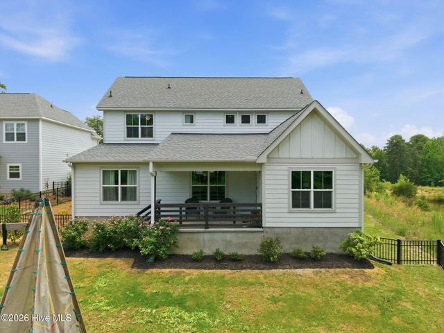 160 Falkirk Court, Carthage, NC 28327