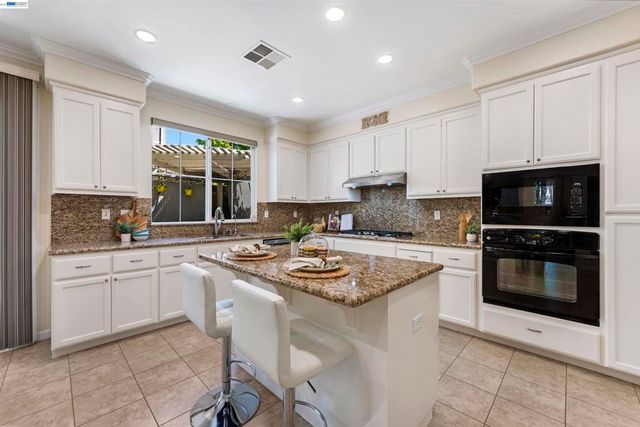 2909 Enfield St, San Ramon, CA 94582