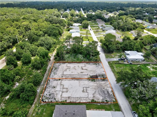 8535 105th Court, Vero Beach, FL 32967