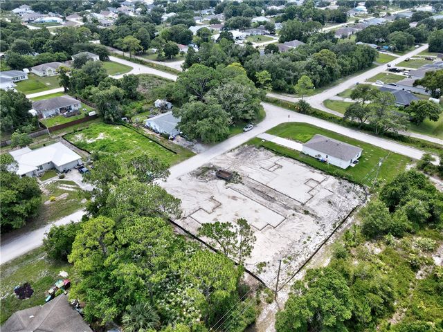 8535 105th Court, Vero Beach, FL 32967