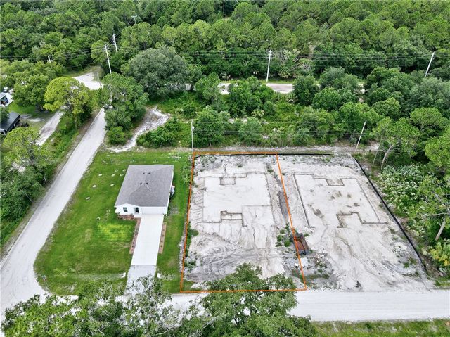8535 105th Court, Vero Beach, FL 32967