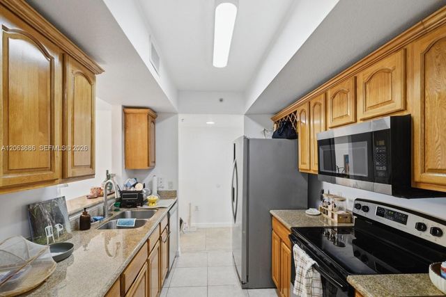4242 NW 2nd Street 807, Miami, FL 33126