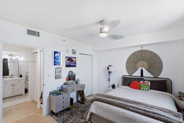 4242 NW 2nd Street 807, Miami, FL 33126