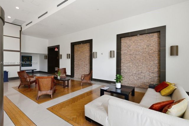4242 NW 2nd Street 807, Miami, FL 33126