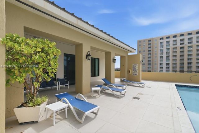4242 NW 2nd Street 807, Miami, FL 33126