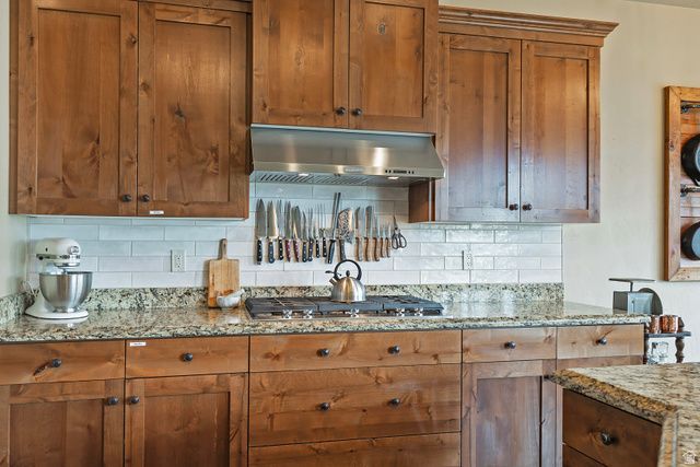 12811 S TORTOISE LN, Riverton, UT 84065