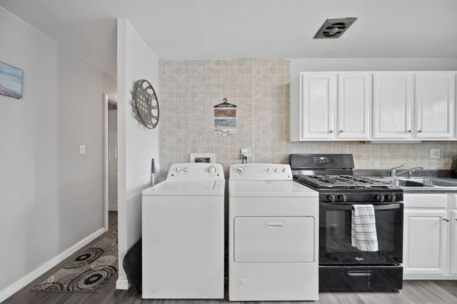 3457 Cambridge Avenue, Jackson, MI 49203