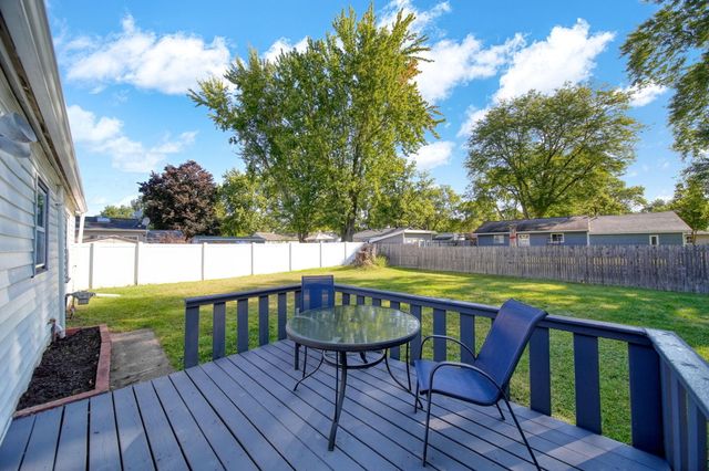 3457 Cambridge Avenue, Jackson, MI 49203