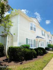 2315 Vineyard Drive B1, Winterville, NC 28590