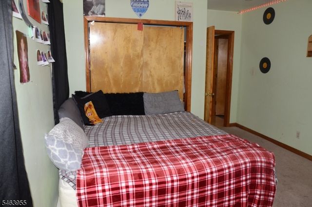 10 Allaire Rd, West Milford Twp., NJ 07421