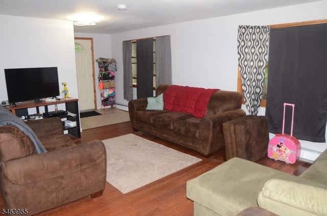 10 Allaire Rd, West Milford Twp., NJ 07421