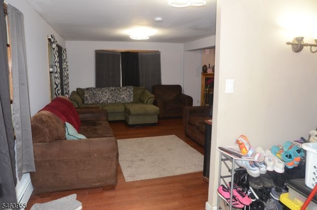 10 Allaire Rd, West Milford Twp., NJ 07421
