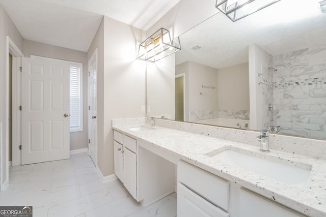 13068 Rangeley Hills Drive, Hampton, GA 30228