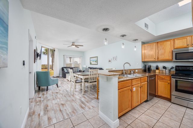 590 Santa Rosa Boulevard 104, Fort Walton Beach, FL 32548