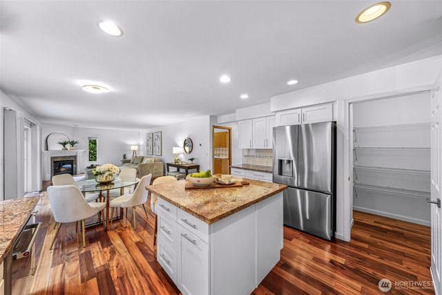 10409 NE 151st Place, Bothell, WA 98011