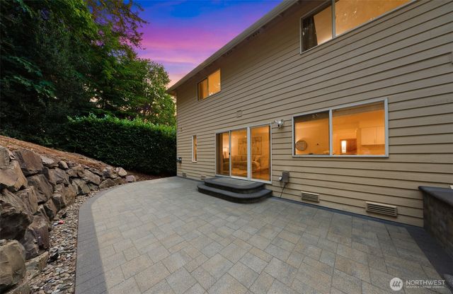 10409 NE 151st Place, Bothell, WA 98011