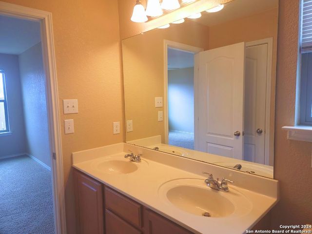 4354 Safe Harbor, San Antonio, TX 78244