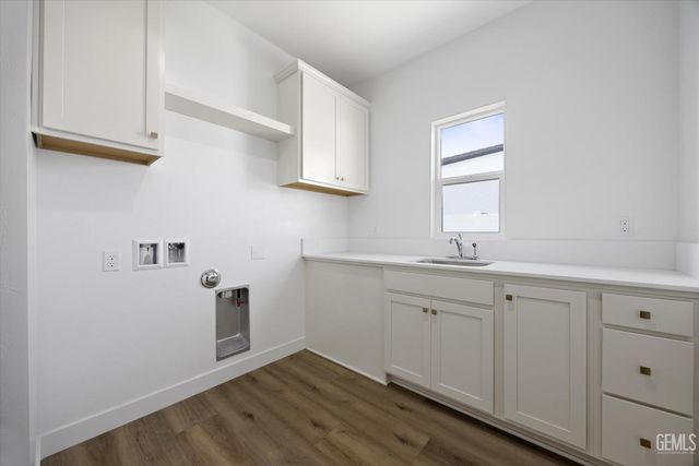 7017 Travata Court, Bakersfield, CA 93314