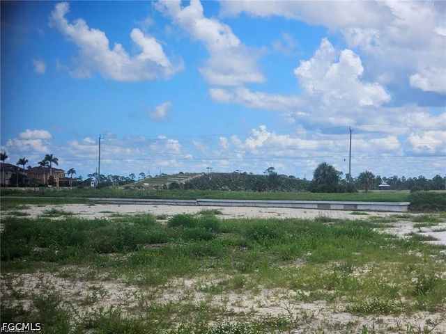 4511 NW 35th TER, Cape Coral, FL 33993