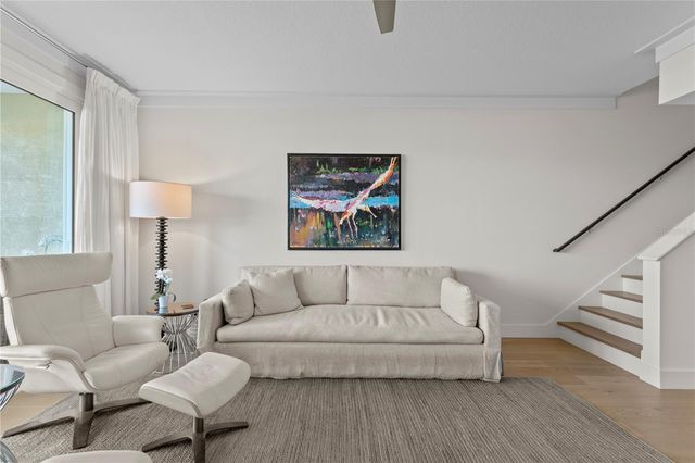 1067 PINELLAS BAYWAY S, St Petersburg, FL 33715