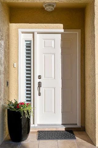 1067 PINELLAS BAYWAY S, St Petersburg, FL 33715