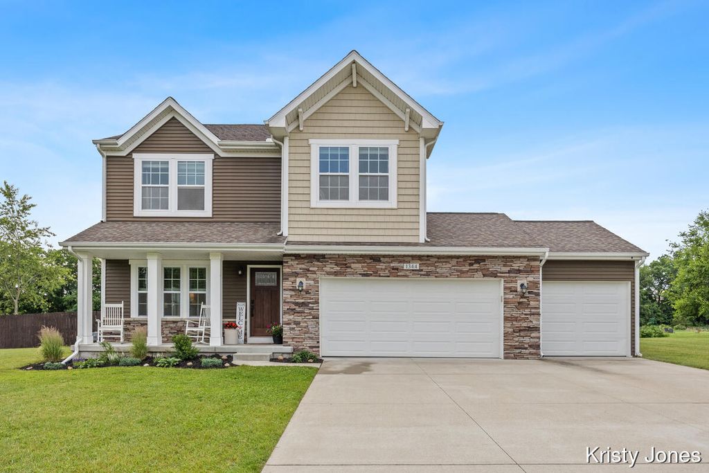 1344 Springview Court, Yankee Springs Twp, MI 49333