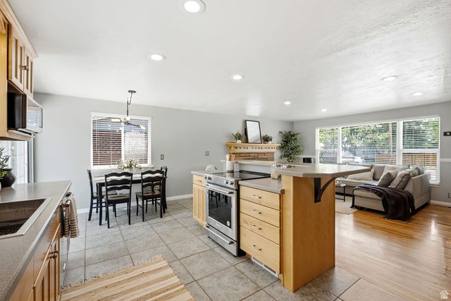 7237 S 2700 E, Cottonwood Heights, UT 84121