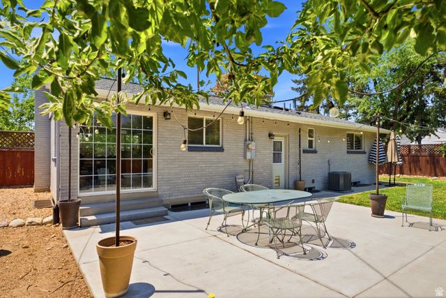 7237 S 2700 E, Cottonwood Heights, UT 84121