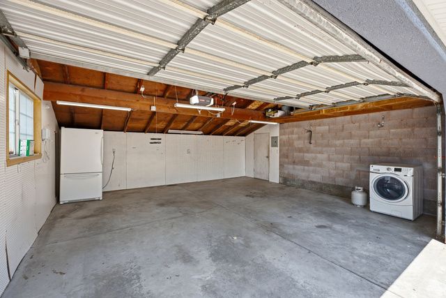 7237 S 2700 E, Cottonwood Heights, UT 84121