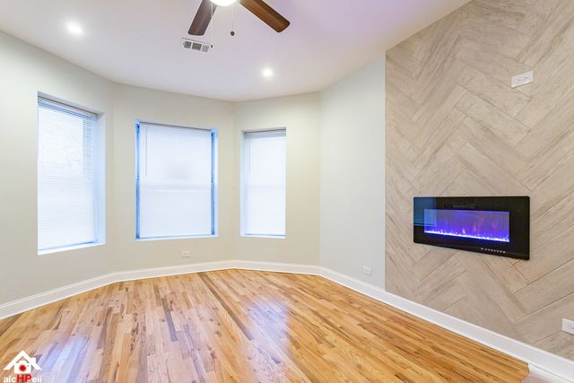 6112 S Vernon Avenue 2, Chicago, IL 60637