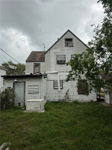 2809 Austin St, Corpus Christi, TX 78404