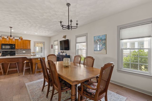 417 N State Street, Geneseo, IL 61254