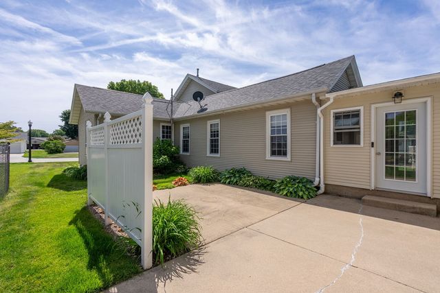 417 N State Street, Geneseo, IL 61254