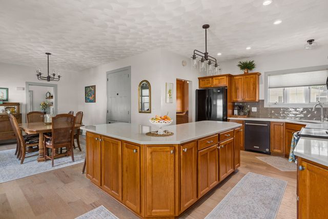 417 N State Street, Geneseo, IL 61254