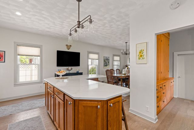 417 N State Street, Geneseo, IL 61254