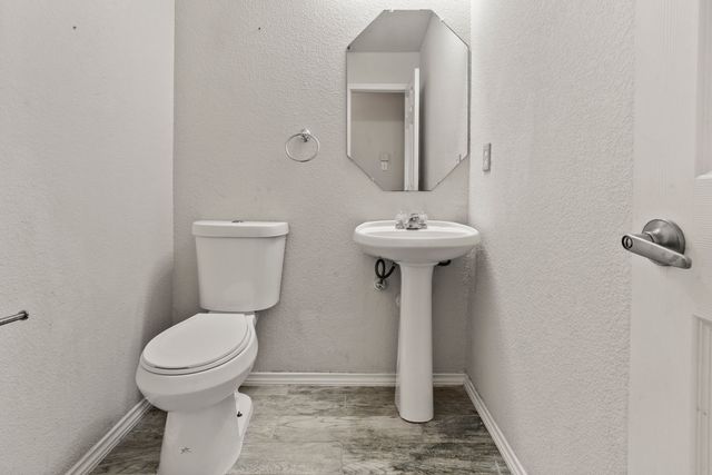 6518 Ashland Drive, Greenville, TX 75402