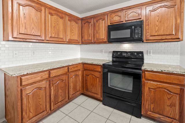 6518 Ashland Drive, Greenville, TX 75402