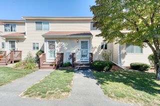 12 Stone Pond Road 12, Tolland, CT 06084