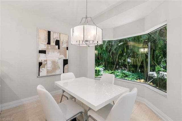 173 Colonade CIR 1401, Naples, FL 34103