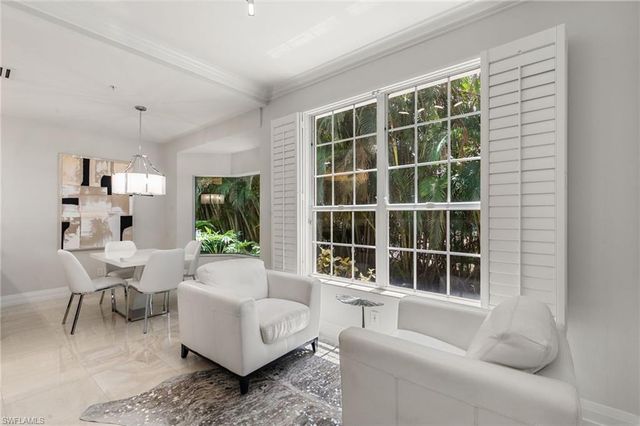 173 Colonade CIR 1401, Naples, FL 34103