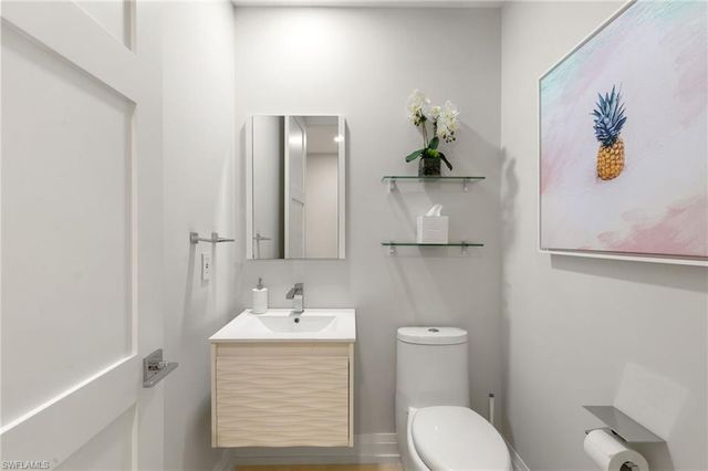 173 Colonade CIR 1401, Naples, FL 34103