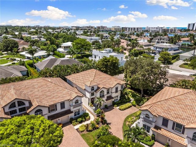 173 Colonade CIR 1401, Naples, FL 34103